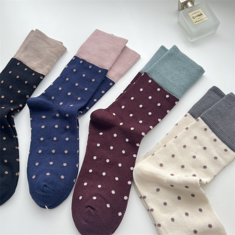 Women's Vintage Style Color Block Polka Dots Cotton Crew Socks A Pair display picture 3