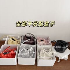 韓国版小衆百合かわいい超ソフト福袋バッグシングル肩斜め掛け女性バッグミニ羊皮ひも束口バケツバッグ