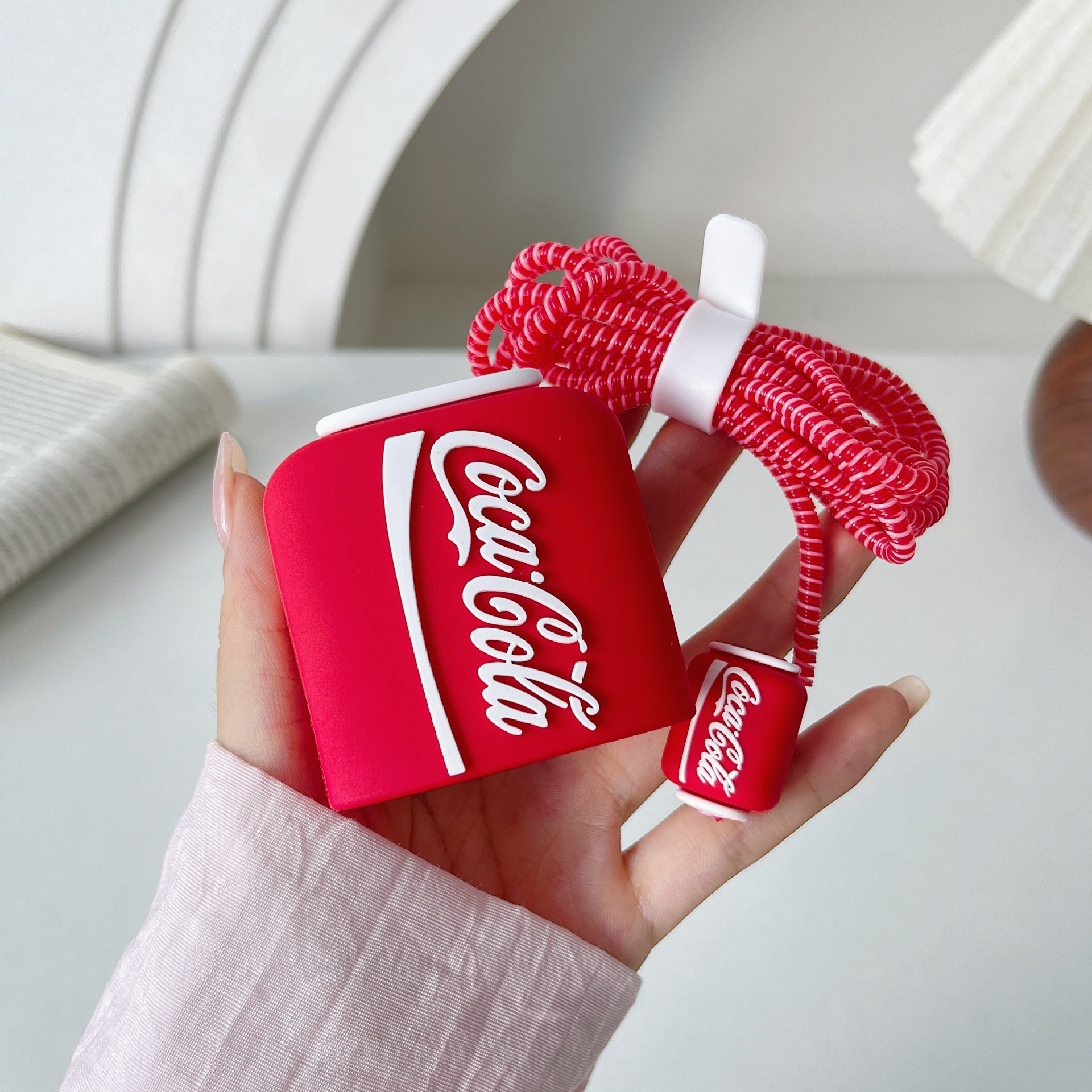 2024 nueva cubierta protectora de cabezal de carga rápida estándar británico de dibujos animados de 20W para cargador de Apple 20WPD plegable de tres enchufes