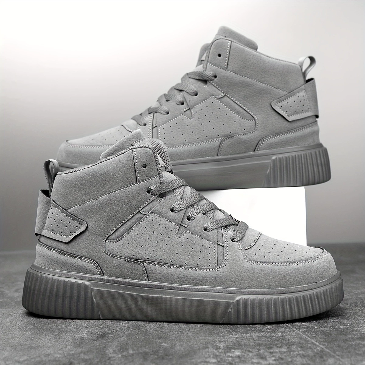 Кроссовки для скейтбординга 2025 года, новые европейские и американские, высокие, однотонные, модные и авангардные, трендовые мужские туфли