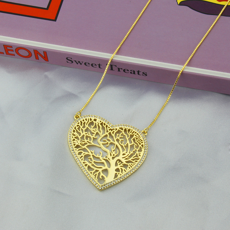 Cross-border Gold-plated Lucky Tree Heart-shaped Pendant Spot Copper Inlaid Zirconium Simple Hollow Ornament Chain Love Necklace display picture 4