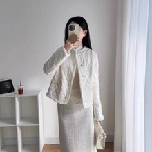 KD25冬季新款明星同款小香风手工钉珠棉服女气质轻薄短款菱格外套