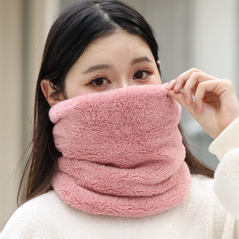 Coral velvet scarf 1 leather powder