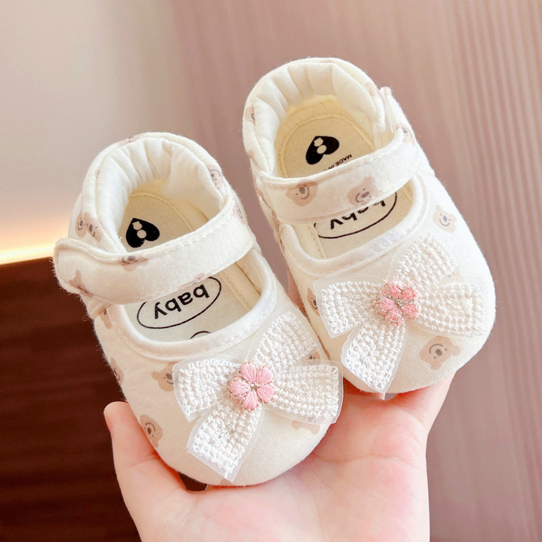 Spring and Autumn Baby Girl Baby 0-1 Year Old Soft Bottom Toddler Shoes Lace Newborn Baby Princess Shoes