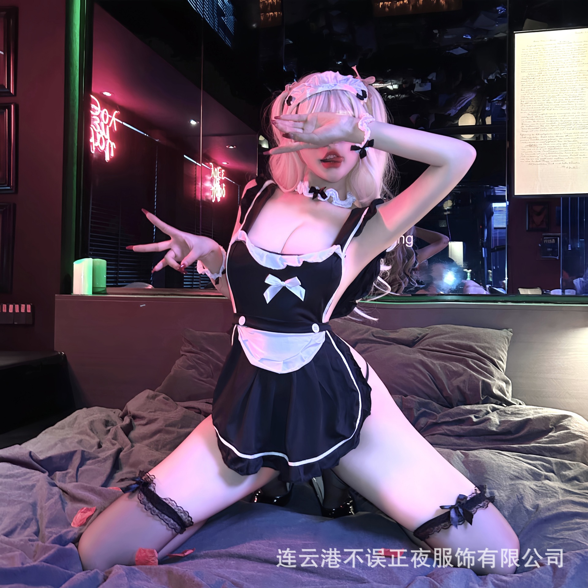 Don't miss the night fun underwear pure desire maid uniform sexy backless maid suit temptation to take off pajamas qqny