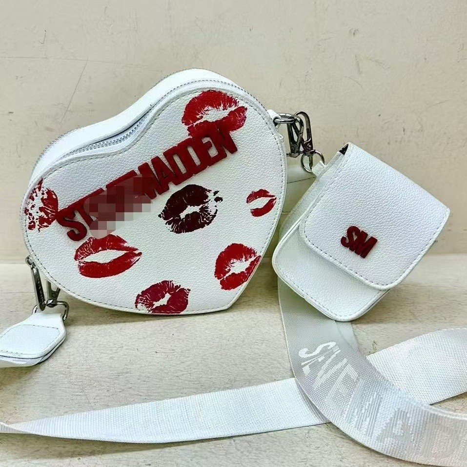 2025 nuevo bolso de moda en forma de corazón dulce estilo occidental mujer primavera estilo occidental personalidad bolso de mensajero