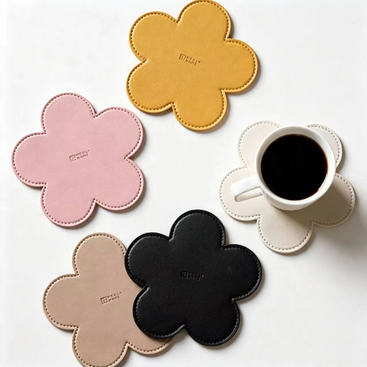 Scandinavian Style Double-Sided Waterproof and Oil-Proof Home Dining Table Coaster Creative Flower Shape Non-Slip and Anti-Scalding Pu Leather Placemat