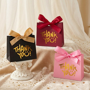 ��ɫ�C��Y��������Ɍ��YƷ�а��b�Y���ǹ��к�ɫ�۵׺ЬF؛�羳