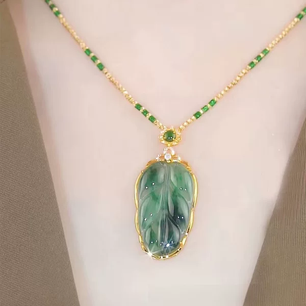 Jinji Jade Leaf imitation jade green necklace pendant Women's Big leaf Youcheng bamboo sweater chain clothing pendant