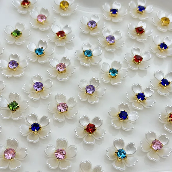 Abs Imitation Shell Five-Petal Flower Antique DIY Handmade Material Hairpin Accessories Single Claw Small Flower with Diamond Pearl Plastic Clothing