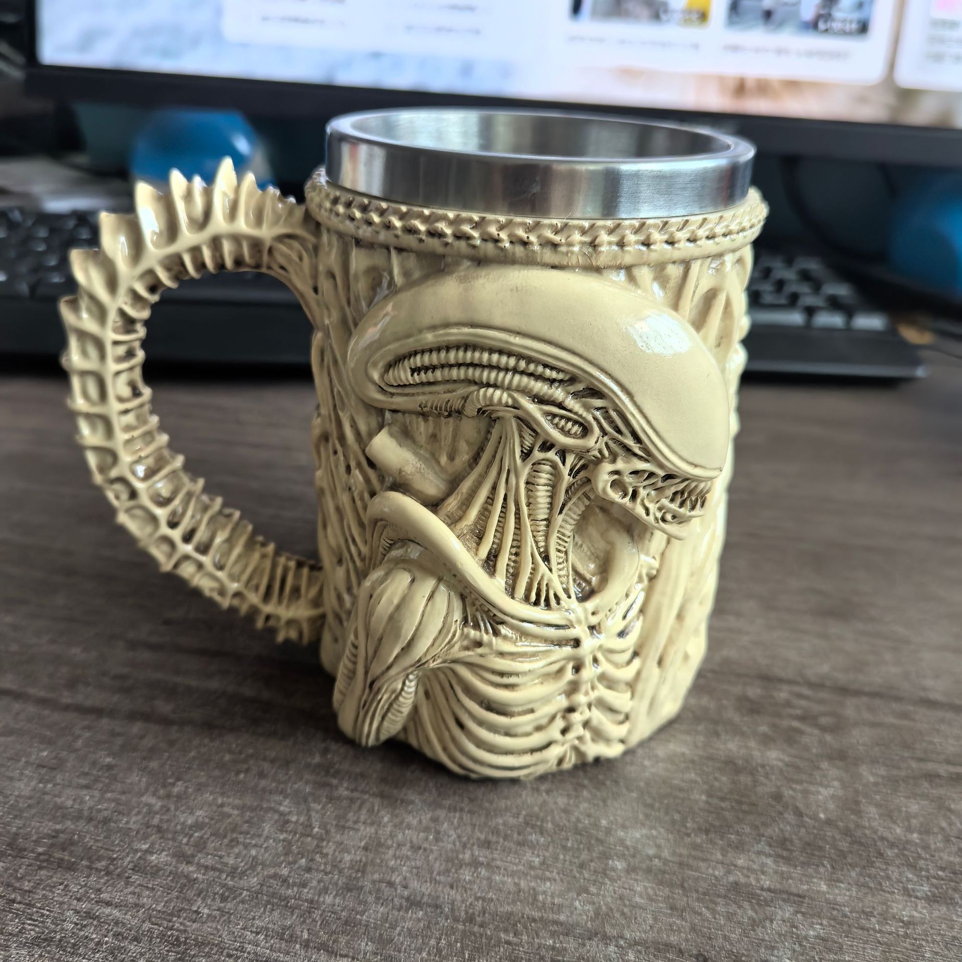 Tazas de acero inoxidable creativas de resina transfronteriza tazas de agua personales de regalos decoración fábrica de joyas cabello recto