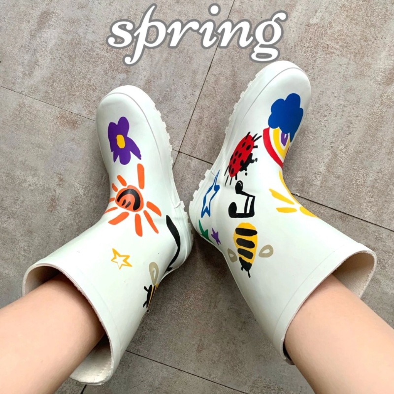 흰색 낙서 장화