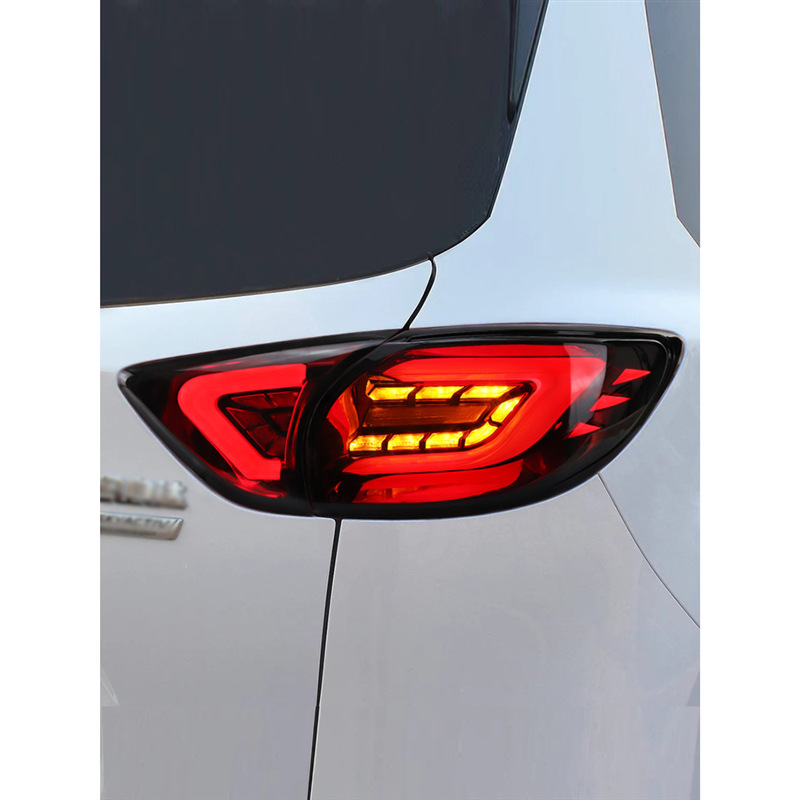 Mazda CX-5 üçün arxa fənər dəsti, LED işıq ötürücülü