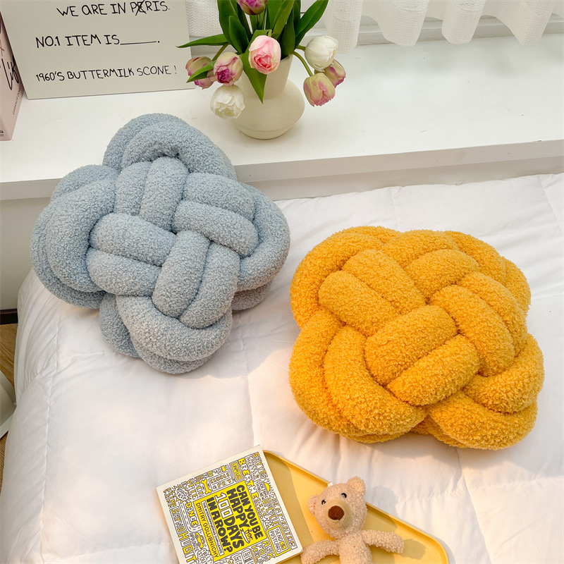 Νέες Προσφορές Πολύχρωμο Χειροποίητο Στρογγυλό Μαξιλάρι Παιδικό με Διακοσμητικό Κάλυμμα Μαξιλαριού σε Σχήμα Φωτογραφικού Καναπέ_voghion.com