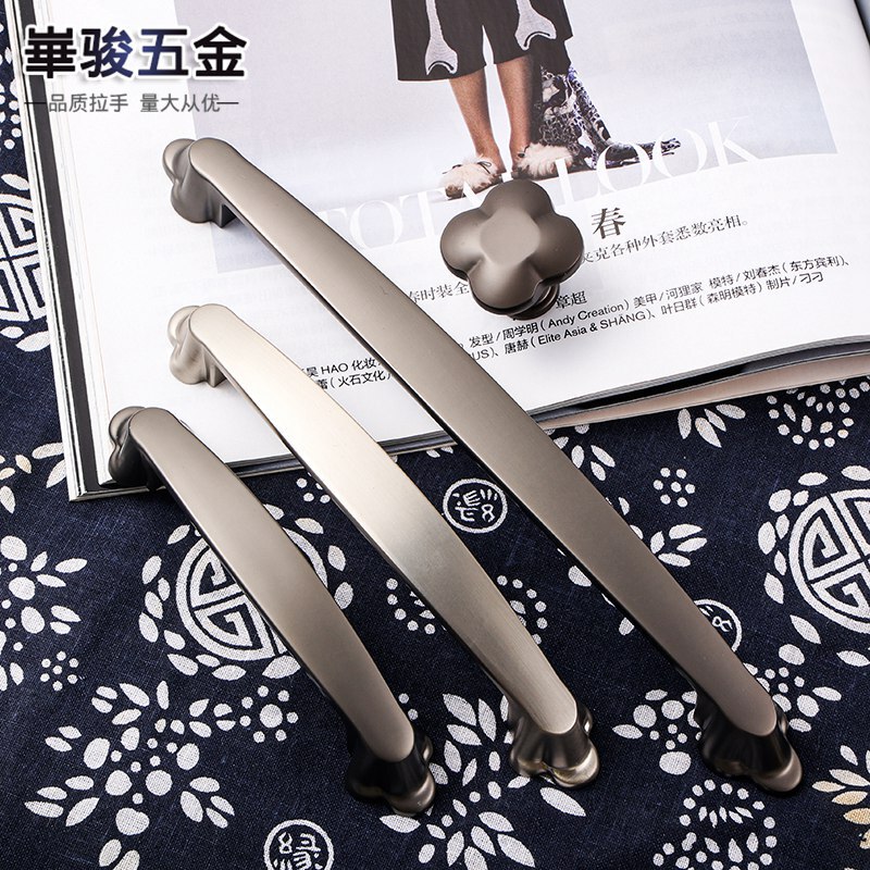 Manufacturer's new zinc alloy handle modern minimalist wardrobe cabinet handle single hole small handle furniture hardware handle