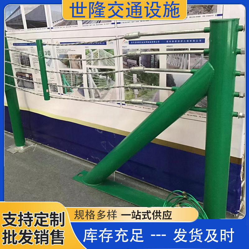 厂家直发喷塑可自选颜色高速公路乡村道路热镀锌三波形梁钢护栏