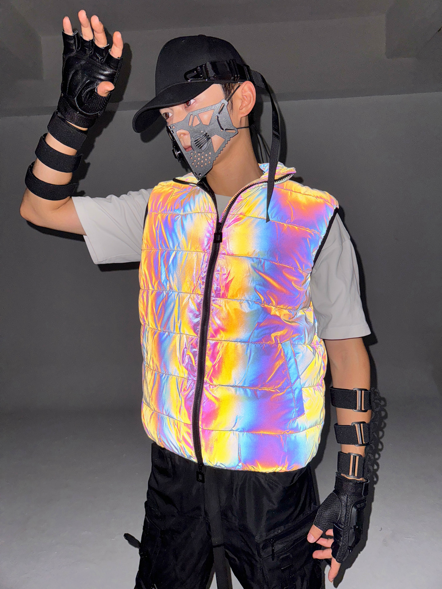 Men's Clothing colorful reflective cotton vest men's autumn and winter outdoor warm thick colorful reflective vest_voghion.com