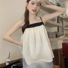 新品简约俏皮拼色雪纺吊带背心女夏季2026新款小清新洋气宽松短款
