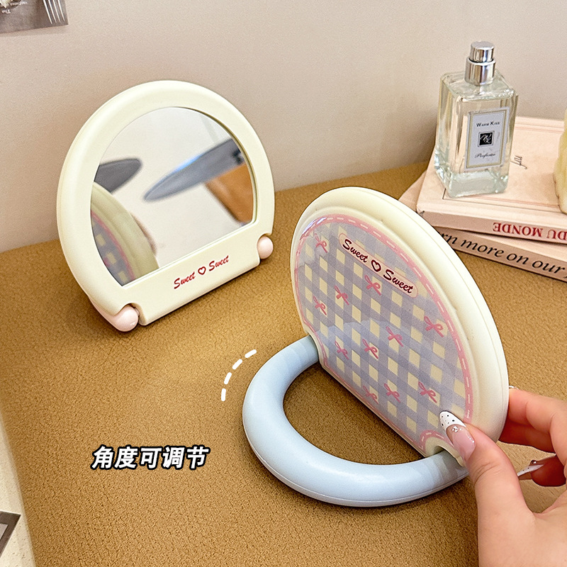 Espejo de maquillaje plegable, pequeño espejo de escritorio lindo para llevar con usted, dormitorio de estudiantes domésticos para niñas, espejo de vestir