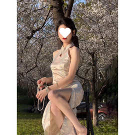 2025春装新款新中式富家小千金改良旗袍感风粉色连衣裙女