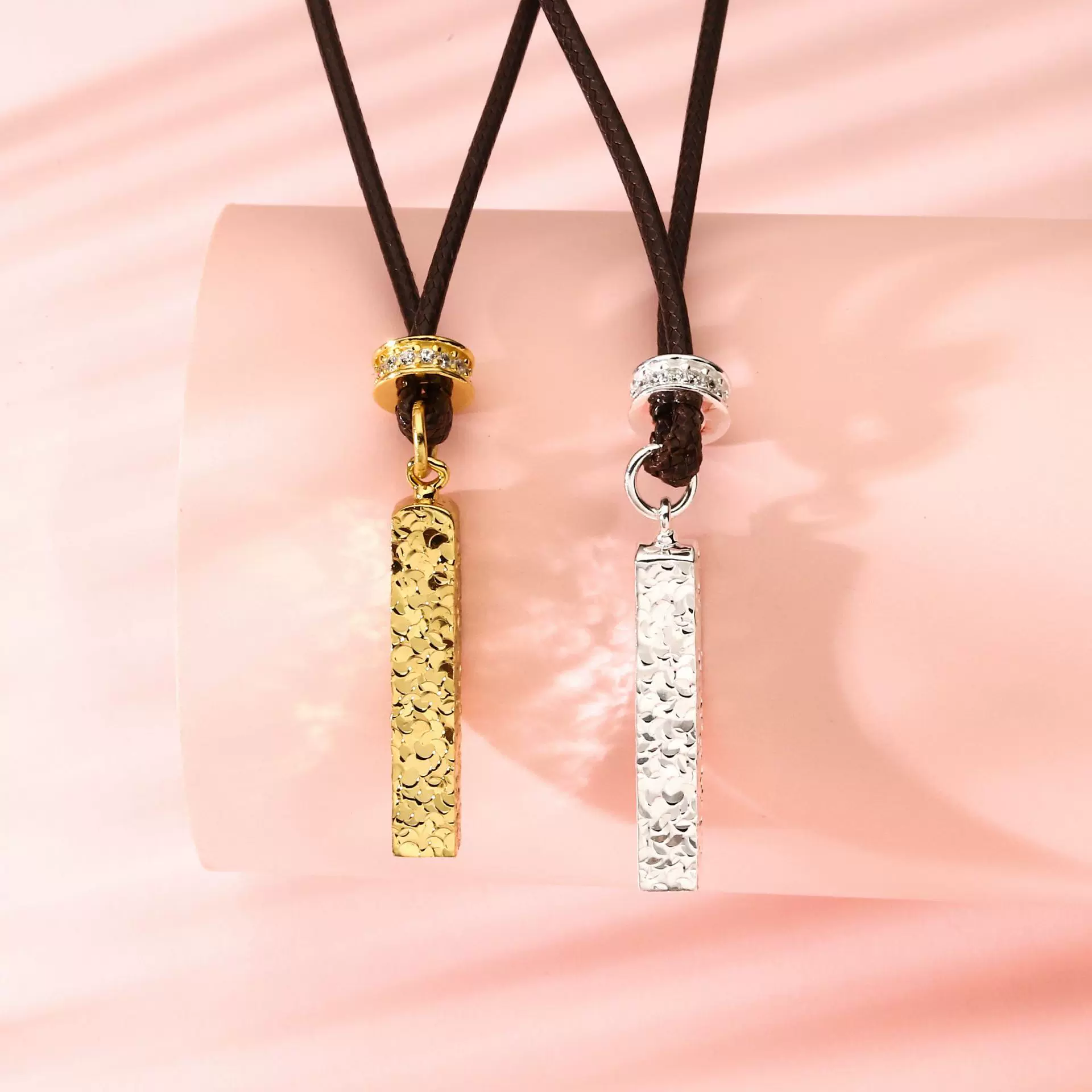 8827号足银999.9碎冰冰四方来财皮绳项链金色银色轻奢气质都抖音