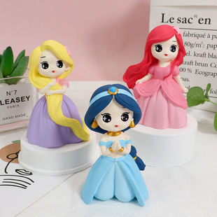 Cartoon Snow White Silicone Mold Handmade DIY Car Interior Home Aromatherapy Gypsum Stones Ornaments