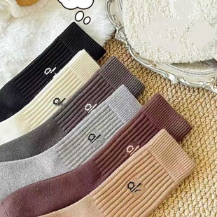 ��q�m��Ů�ﶬ��Ͳ�m������ĸ��Ͳ���m��ɫ���s�ٴ�Ӻ��\���L�m