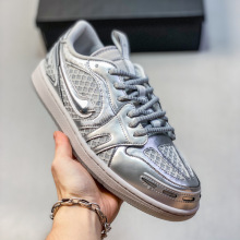 ��ԭ��1���͹��\�Ӱ�ЬС܇݆�׶�������Ů�ٴ����eͨ��AJ1��Ь