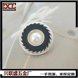 �S��ֱ�N����~�۰��c���o�ۺڰ׼~�۽��ٿ���q�A�������q���ֿp