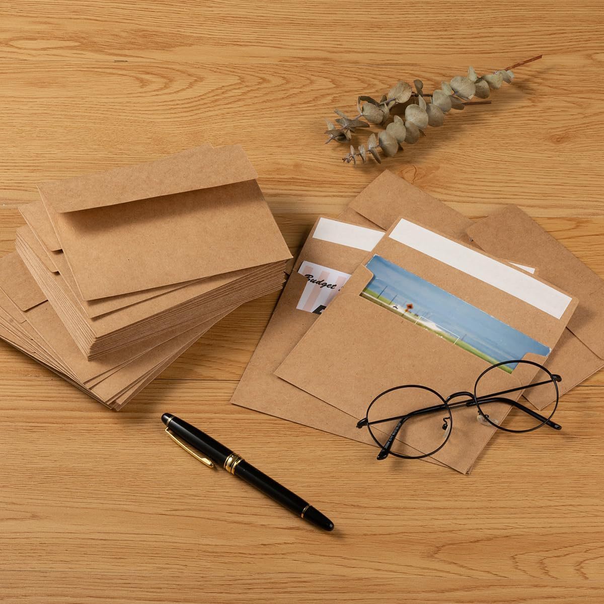 Bolsas de sobres de papel kraft de color occidental transfronterizo A7, papel de liberación, pegamento de agua, sobres engrosados autoadhesivos, personalización avanzada