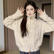 高领麻花拉链开衫毛衣女款新款秋冬季加厚慵懒风立领针织外套女装