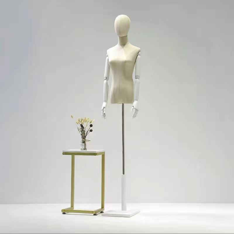 Maniquí de Exhibición Femenino de Polietileno de Cuerpo Entero para Escaparate de Tienda image 30