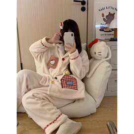 2024加绒珊瑚绒睡衣女冬季新款少女可爱HelloKitty毛绒家居服套装