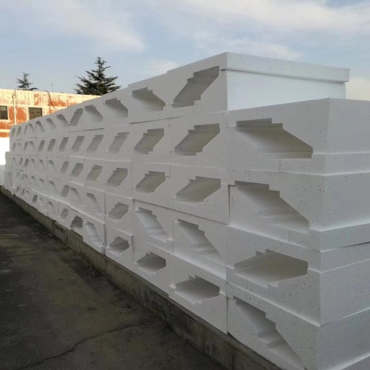 恒庆翔 泡沫切割机 泡沫板材加工设备 装饰外墙檐线切割机