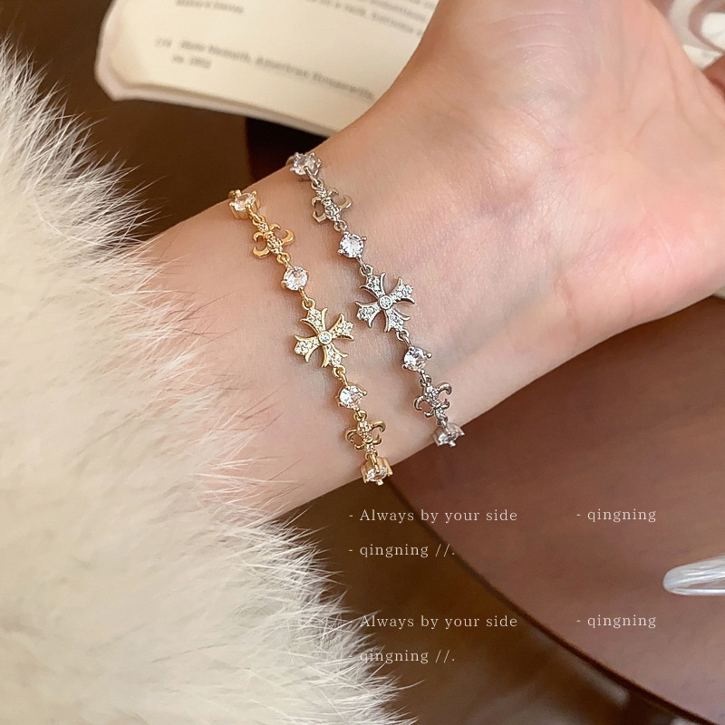 高見えするコールドスタイルのクロスブレスレット、軽くて豪華なニッチ、絶妙でハイエンドのハンドジュエリー、女性用のプルアウト可能な調節可能なアクセサリー|undefined