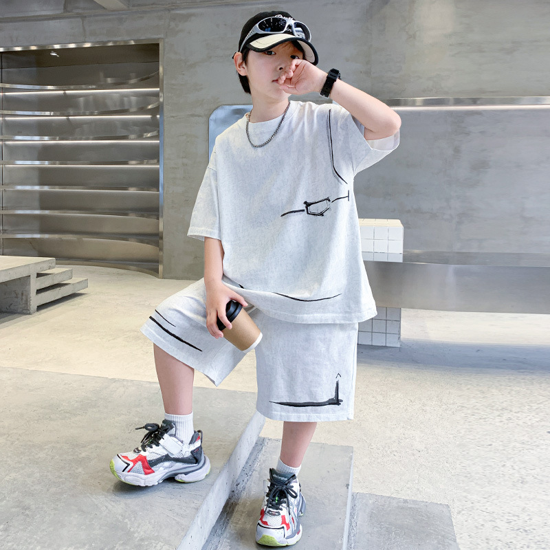Foreign trade children's clothing wholesale boys short sleeve suit summer fashion Korean children's loose sportswear shorts two-piece set