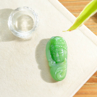 Boutique Hetian Jade Jasper Guanyin Bodhisattva Pendant Curved Autumn Moon Flock Eyebrows Heart Love Sprinkled Everywhere