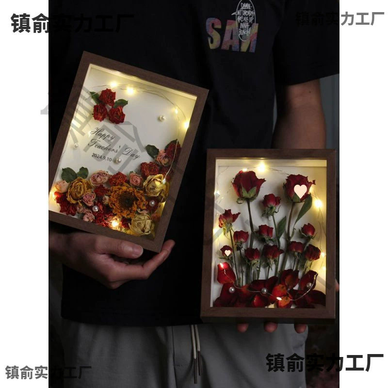 Готовая полая фоторамка, сушеные цветы, цветочный букет, подарок на день рождения, День матери, сувенир ко Дню учителя, украшения ручной работы.