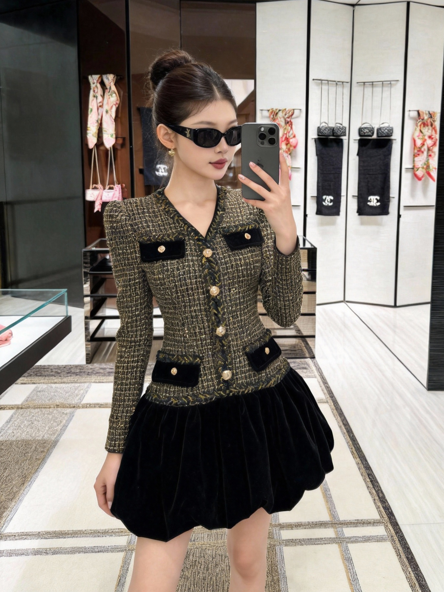 Đầm suông nữ midi phong cách cổ điển họa tiết kẻ ô phối eo — đen