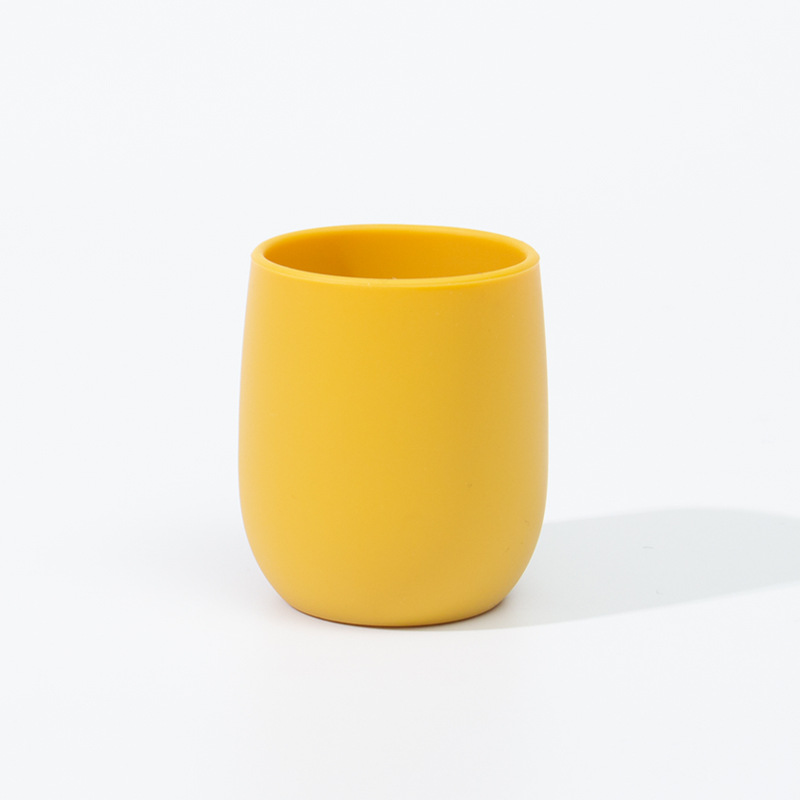 다크 브라운 노란색