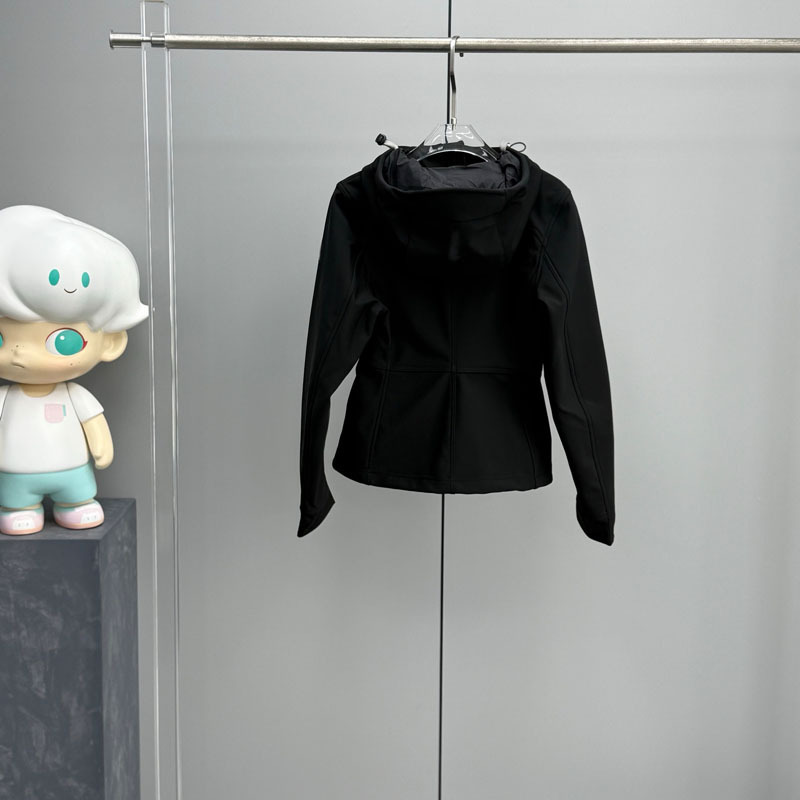 2025 Women's New Softshell Slim-Fit Hooded Outdoor Adventure Jacket, Same Style as m Brand, Waterproof, Moncler Style