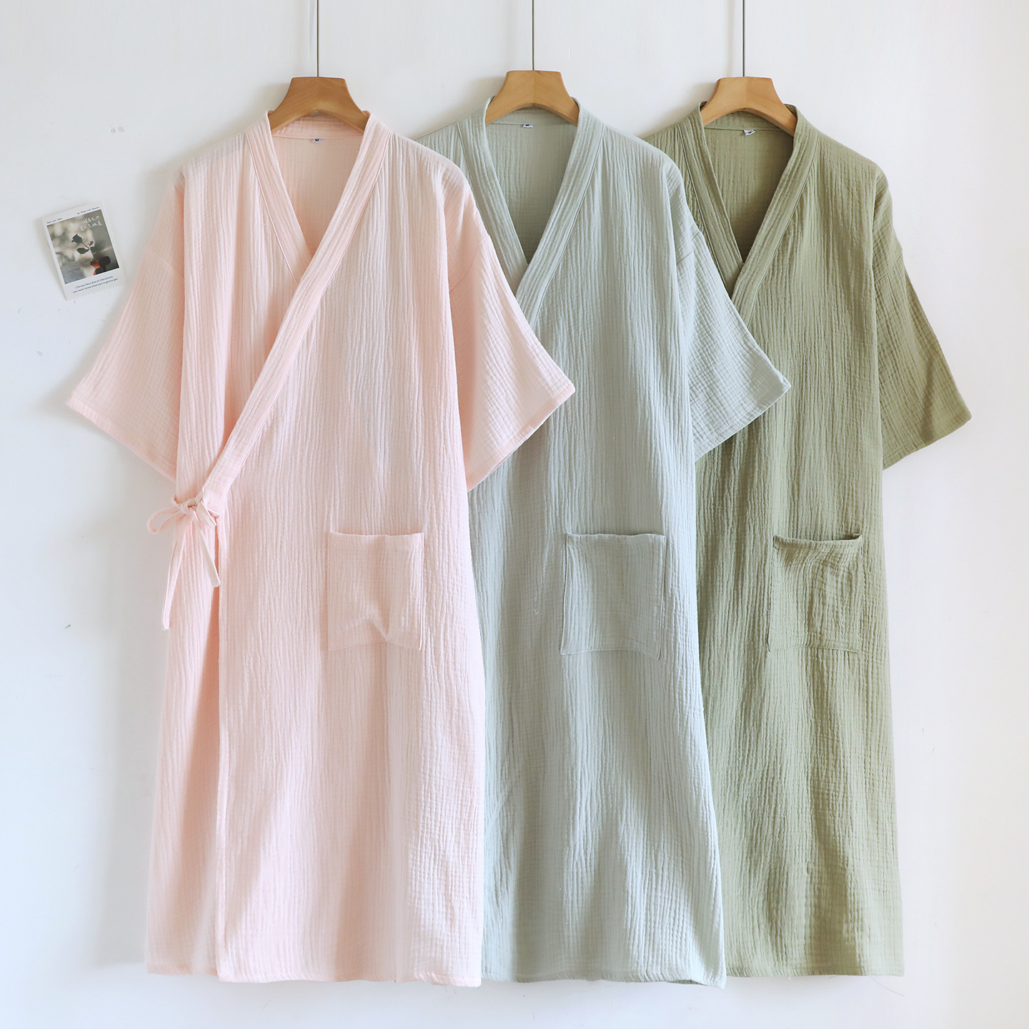 Crepe Lace-Up Short-Sleeved Bathrobe for Women, Cotton Double-Layer Gauze Wearable Bath Towel, Absorbent Summer Thin Japanese-Style Nightgown