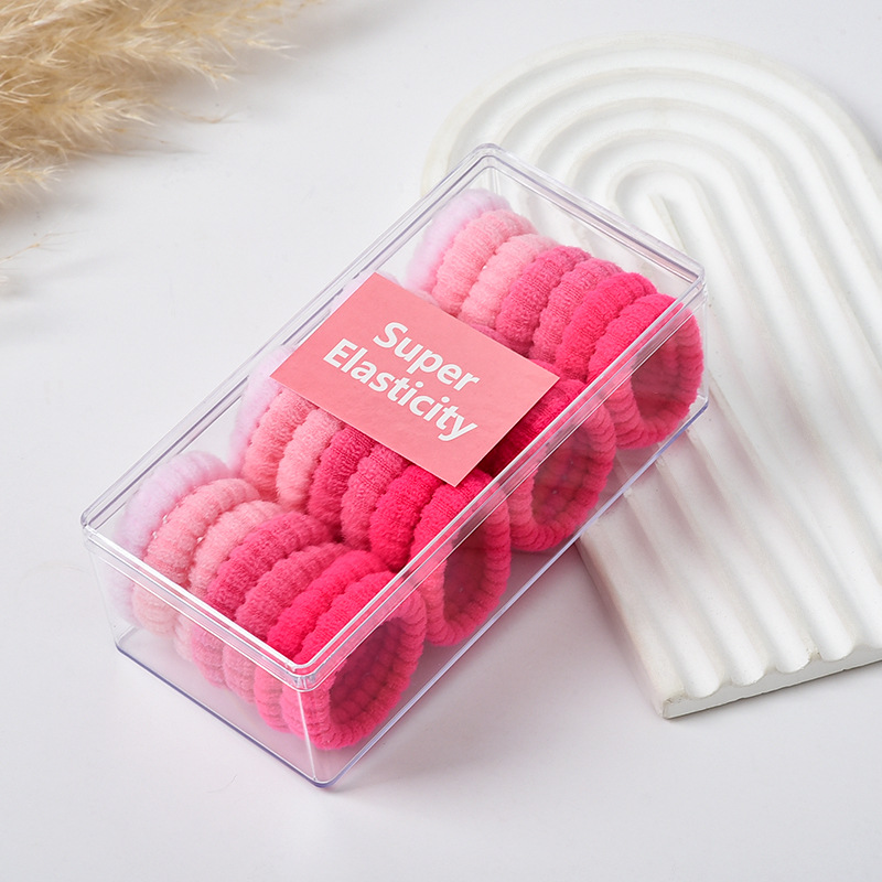 Pink box of 28 sticks