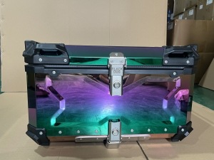 Fabricante de inventario claro Caja trasera de titanio 45L / 65L / 80L galvanizado espejo de motocicleta Caja trasera de aleación de aluminio