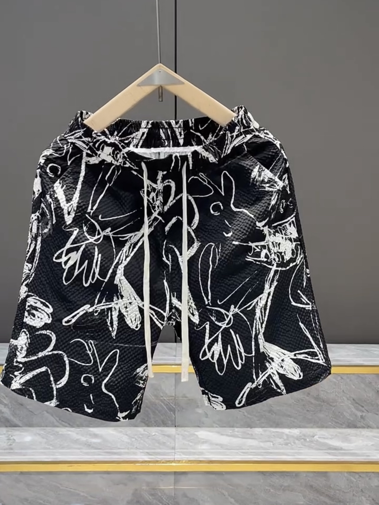 Men's Casual Summer Shorts Fashion Print Relaxed Fit Straight Leg 5 Pocket Design_viptrois.com