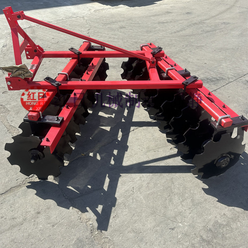 2米圆盘中耙   中型圆盘耙   缺口圆盘耙   拖拉机悬挂圆盘耙