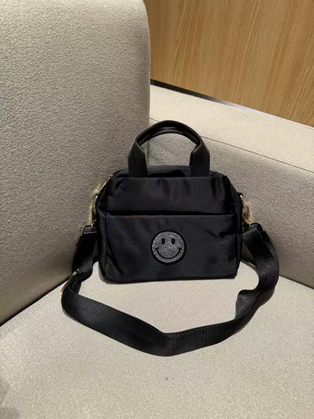 Cross-Border Practical Multi-Compartment Casual Simple Smiley Face Shoulder Bag for Women Waterproof Nylon Fabric Practical Handbag Crossbody Bag Custom