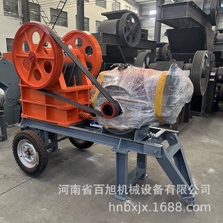 工厂价小型pe200x300石头岩石花岗岩碎石机械柴油移动颚式破碎机