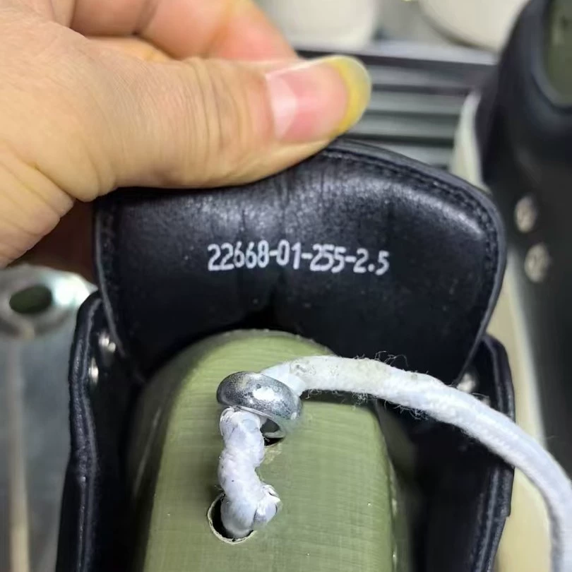 Повседневная обувь для мужчин и женщин с толстым дном