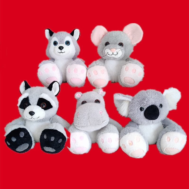 Muñeca de animal de patas grandes original lindo panda koala zorro mapache muñeca de peluche muñeca de confort al por mayor